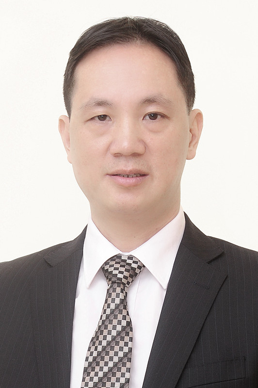 香港服装学院老师-陈章曾.jpg